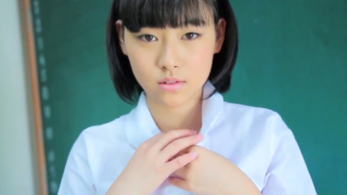 【本田真琴】幼さと色っぽさを兼ね備えた美少女アイドル☆ギリギリの露出を鮮明に焼き付けたいw