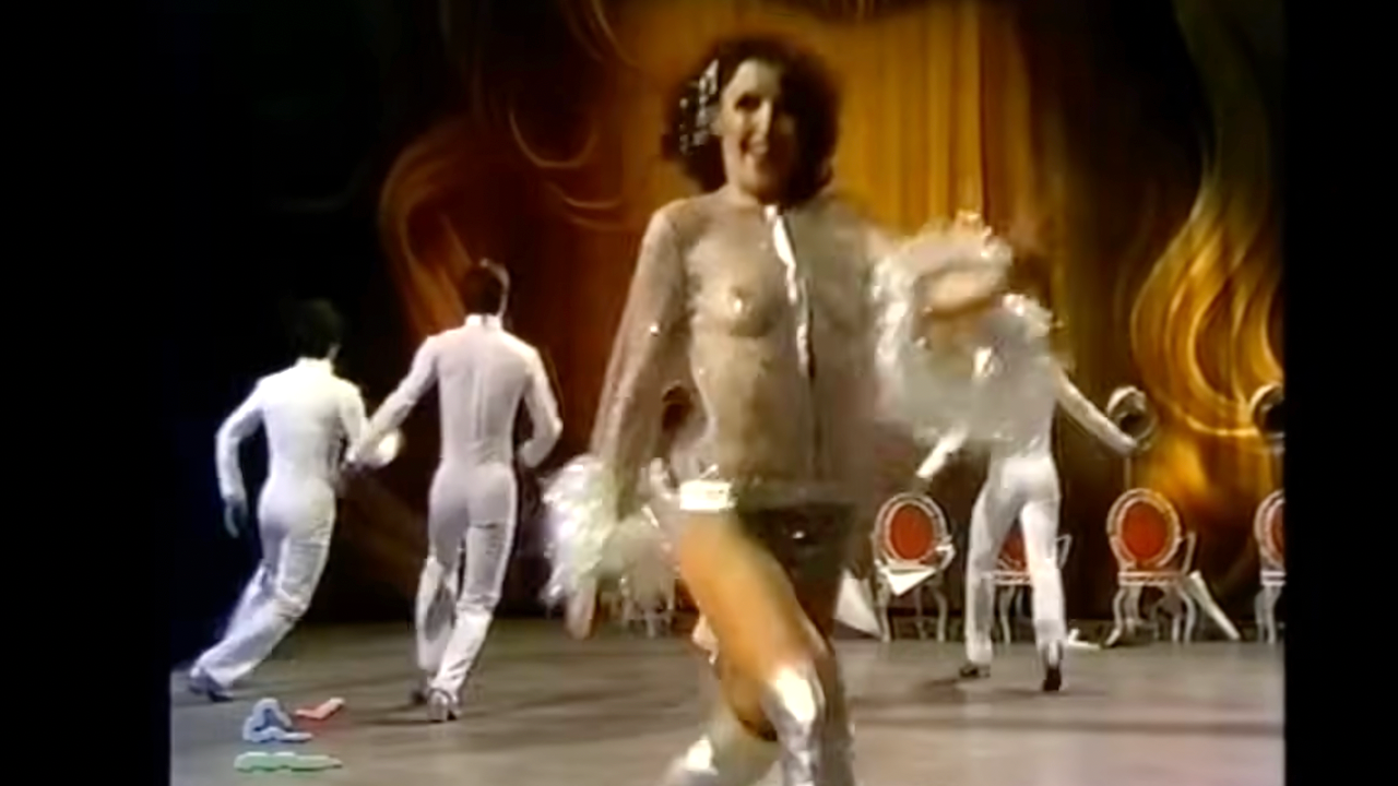 【ダンス】男女グループダンス映像♡透け透けほとんどトップレス状態で女性が踊るフェチ寄りのエロさがたまらんw【レトロ】