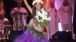 【サンバ】かなりの美人お姉さんが単独でサンバを披露♡ニップレスなしだから時々見えるものがセクシーすぎるw