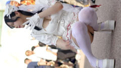 【イベント】ピアスありのダウナー系ナースコスが美しい♡しゃがみポーズもグッと来る。