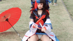 【イベント】セクシーなFGOキャラコスで和風映え♡しゃがみポーズに視線集中w