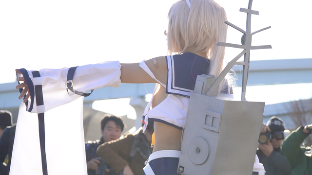 【コスプレ】屋外イベントで映える個性派衣装のレイヤーさんたち♡セクシーな姿をピックアップ